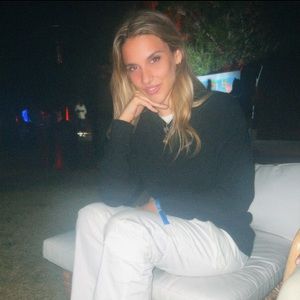 Meet your Posher, Melis